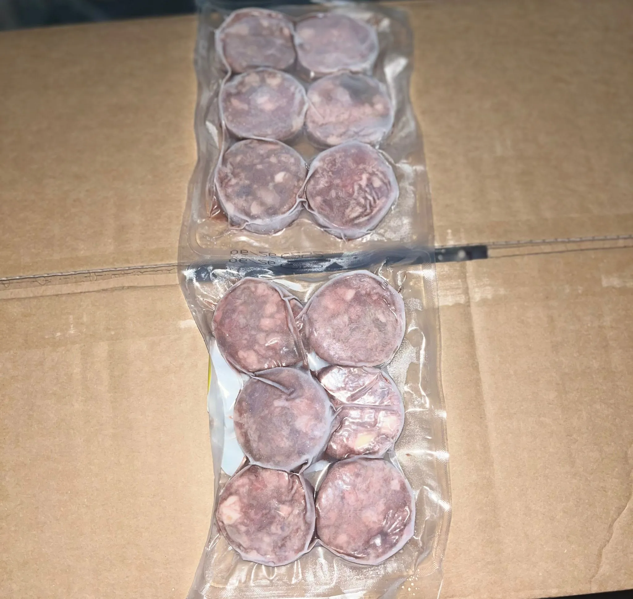 Canarius, Hundefutterpackung